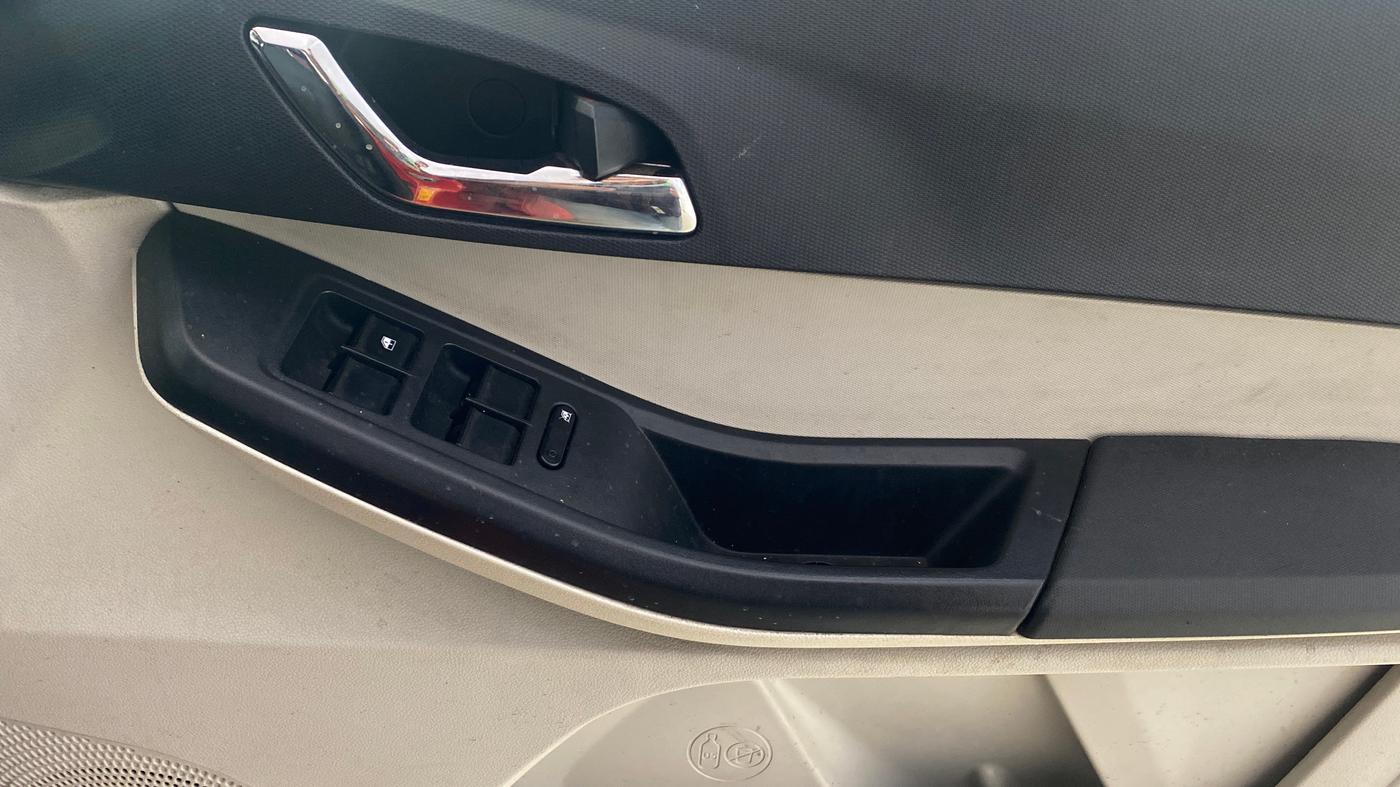 2024 Tata Tiago  XZA Plus CNG, CNG, Automatic, 45,169 km, Driver Side Door Panels Control