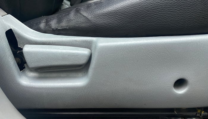 2014 Maruti Alto K10 VXI P, Petrol, Manual, 49,676 km, Driver Side Adjustment Panel