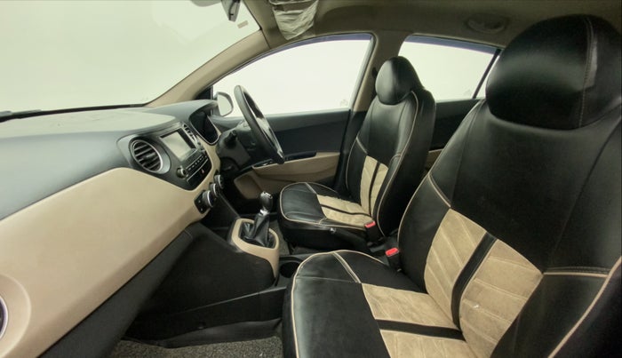 2017 Hyundai Grand i10 SPORTZ 1.2 KAPPA VTVT, Petrol, Manual, 56,155 km, Right Side Front Door Cabin
