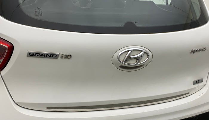 2017 Hyundai Grand i10 SPORTZ 1.2 KAPPA VTVT, Petrol, Manual, 56,155 km, Dicky (Boot door) - Slightly dented