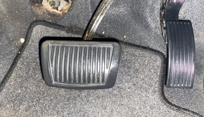 2014 Hyundai Xcent S AT 1.2 (O), Petrol, Automatic, 31,418 km, Pedals