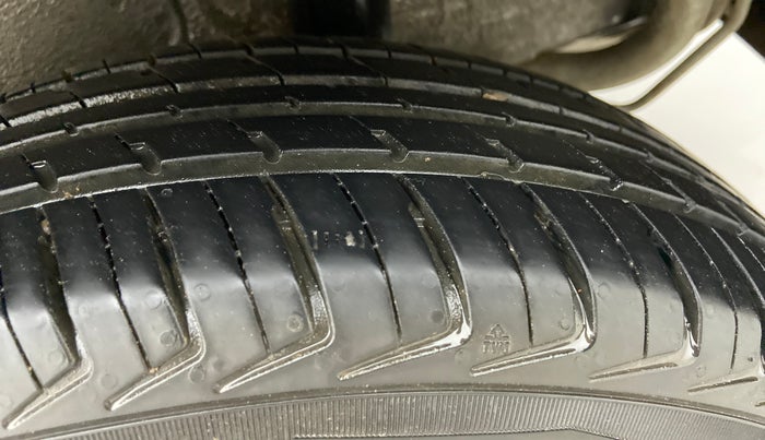 2021 Maruti New Wagon-R 1.0 Lxi (o) cng, CNG, Manual, 5,018 km, Left Rear Tyre Tread