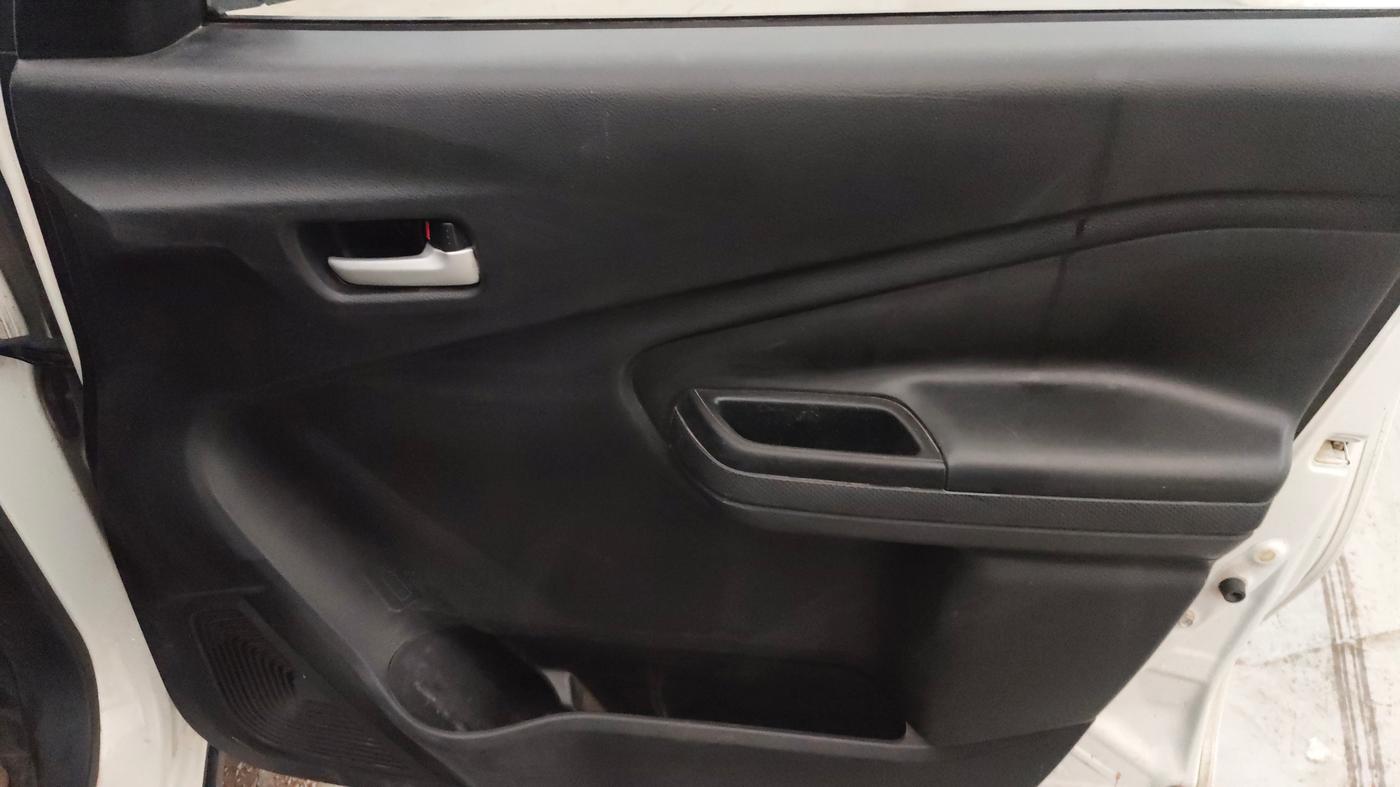 2022 Maruti Celerio ZXI, Petrol, Manual, 44,288 km, Driver Side Door Panels Control