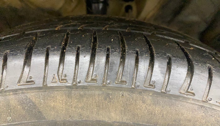 2020 KIA SELTOS HTK PLUS 1.5, Petrol, Manual, 87,711 km, Right Front Tyre Tread