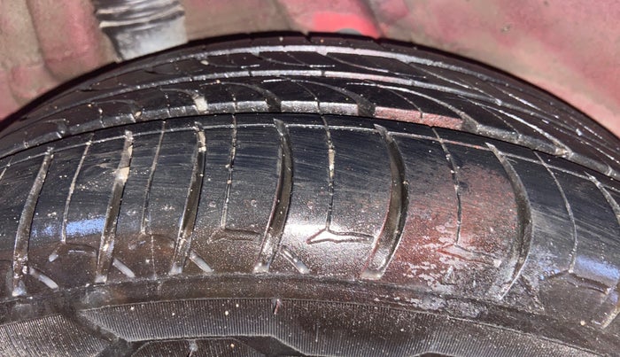 2018 Hyundai Verna 1.6 CRDI SX + AT, Diesel, Automatic, 95,998 km, Right Rear Tyre Tread