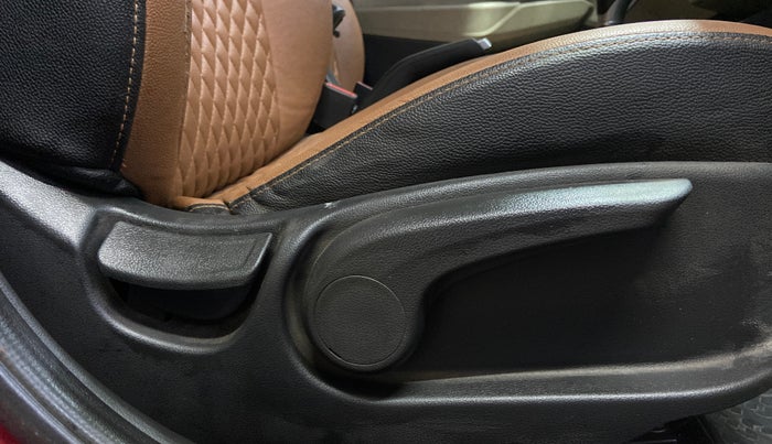 2018 Hyundai Verna 1.6 CRDI SX + AT, Diesel, Automatic, 95,998 km, Driver Side Adjustment Panel