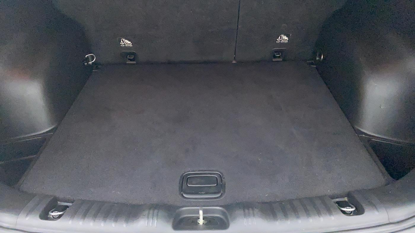 2017 Jeep Compass 2.0 LIMITED, Diesel, Manual, 70,961 km, Boot Inside View