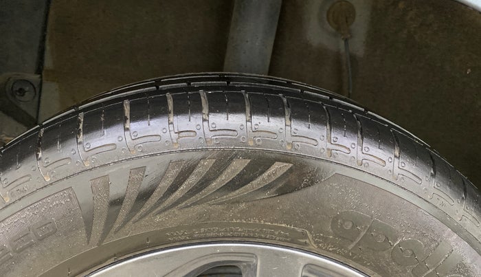 2022 Hyundai GRAND I10 NIOS SPORTZ 1.2 KAPPA VTVT, Petrol, Manual, 7,891 km, Right Rear Tyre Tread