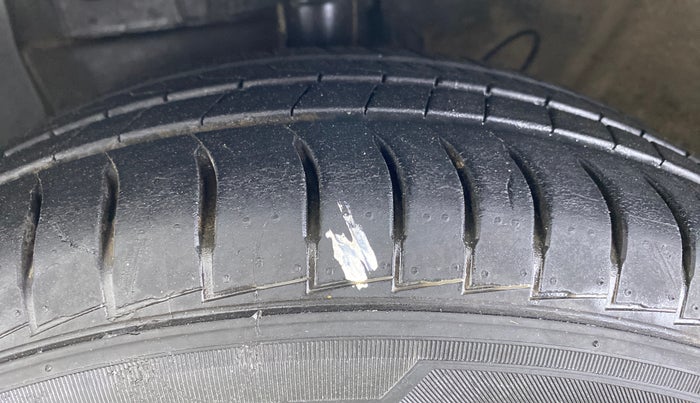2020 Hyundai NEW SANTRO SPORTZ AMT, Petrol, Automatic, 35,686 km, Left Front Tyre Tread