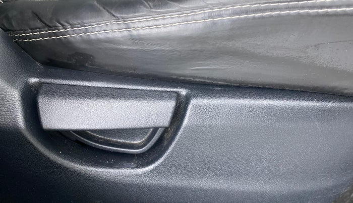 2020 Hyundai NEW SANTRO SPORTZ AMT, Petrol, Automatic, 35,686 km, Driver Side Adjustment Panel