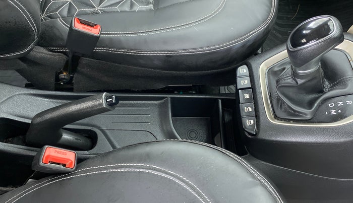 2020 Hyundai NEW SANTRO SPORTZ AMT, Petrol, Automatic, 35,686 km, Gear Lever