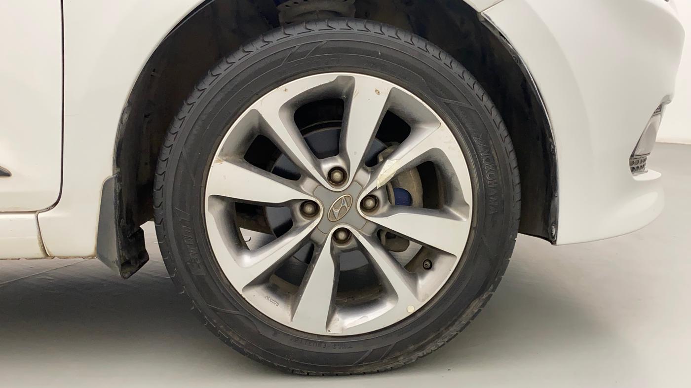 2015 Hyundai Elite i20 ASTA 1.2, Petrol, Manual, 82,136 km, Right Front Wheel
