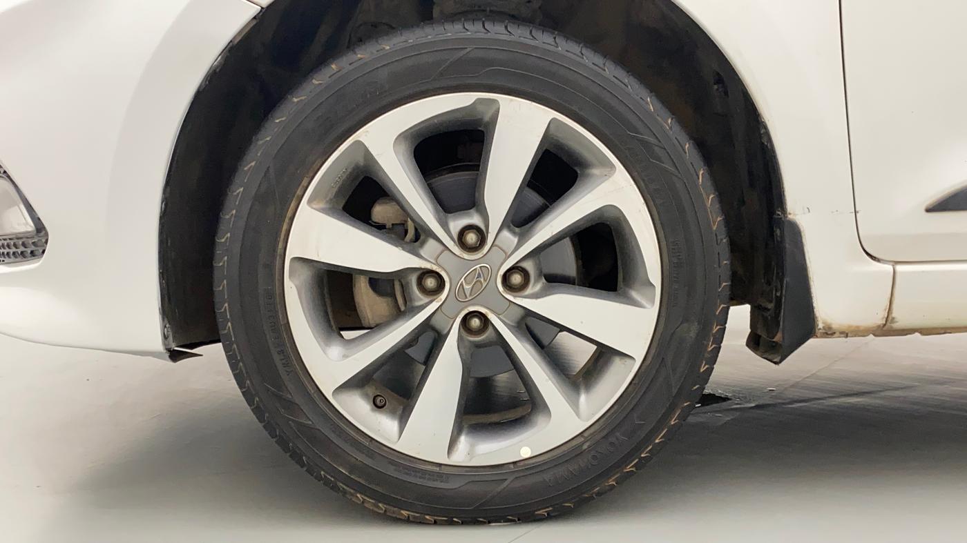 2015 Hyundai Elite i20 ASTA 1.2, Petrol, Manual, 82,136 km, Left Front Wheel