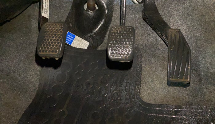 2021 Maruti Alto VXI, Petrol, Manual, 52,097 km, Pedals