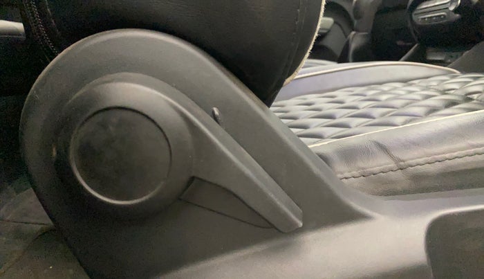 2023 Tata PUNCH ADVENTURE MT, Petrol, Manual, 18,174 km, Driver Side Adjustment Panel