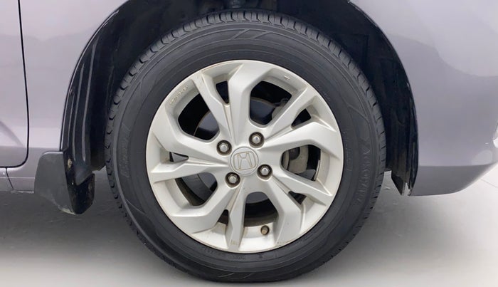 2018 Honda Amaze 1.5L I-DTEC V CVT, Diesel, Automatic, 65,675 km, Right Front Wheel