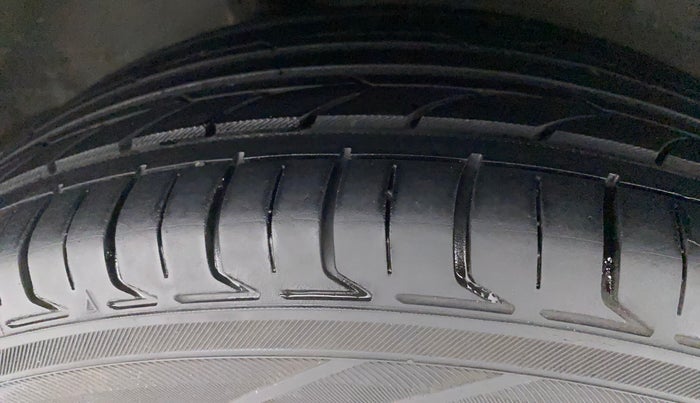 2018 Honda Amaze 1.5L I-DTEC V CVT, Diesel, Automatic, 65,675 km, Right Rear Tyre Tread