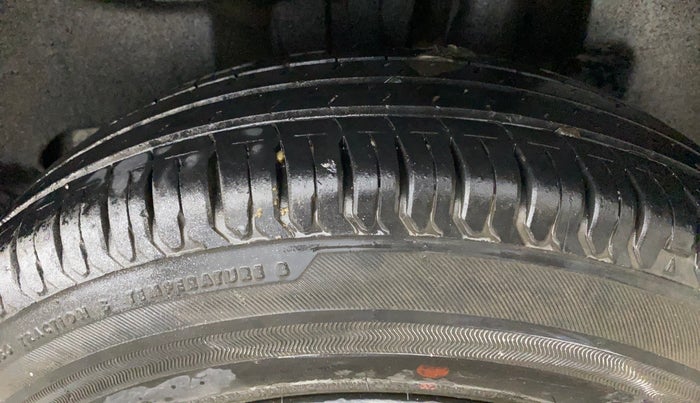 2019 Maruti Swift VXI AMT, Petrol, Automatic, 59,653 km, Left Rear Tyre Tread