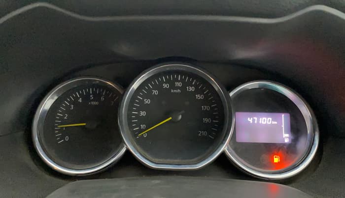 2017 Renault Duster RXL PETROL, Petrol, Manual, 47,099 km, Odometer Image