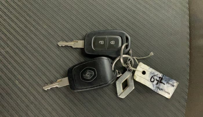2017 Renault Duster RXL PETROL, Petrol, Manual, 47,099 km, Key Close Up