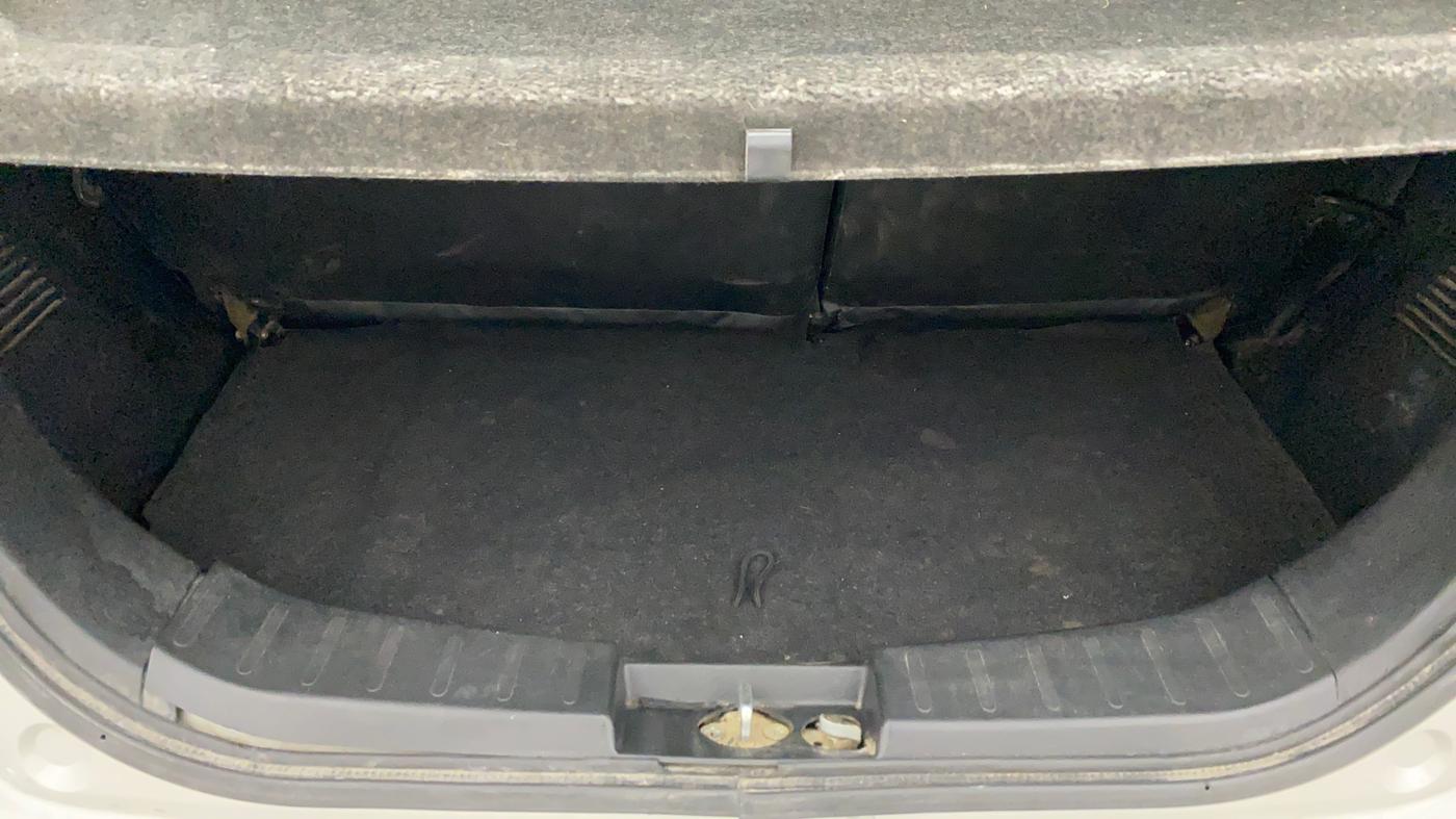 2013 Maruti Wagon R Stingray VXI, Petrol, Manual, 54,420 km, Boot Inside