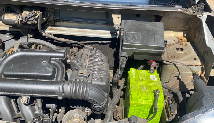 2017 Renault Kwid RXL 1.0, Petrol, Manual, 30,545 km, Engine View - Left