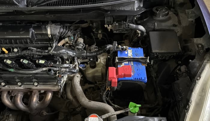 2019 Maruti Swift VXI AMT, Petrol, Automatic, 32,624 km, Engine View - Left