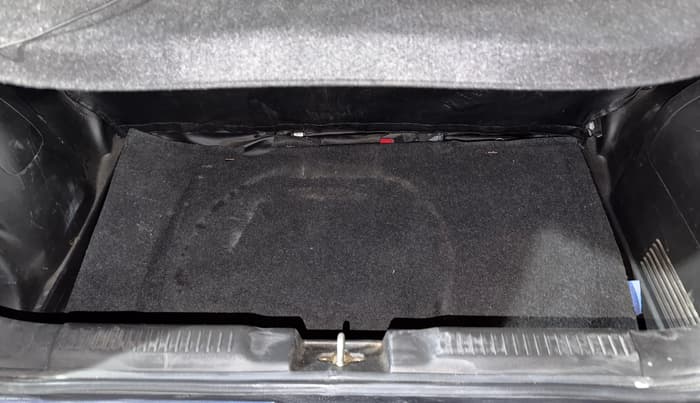 2019 Maruti Swift VXI AMT, Petrol, Automatic, 32,624 km, Boot Inside