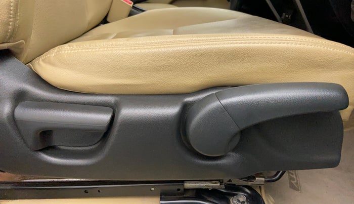 2018 Honda City ZX CVT, Petrol, Automatic, 33,737 km, Driver Side Adjustment Panel