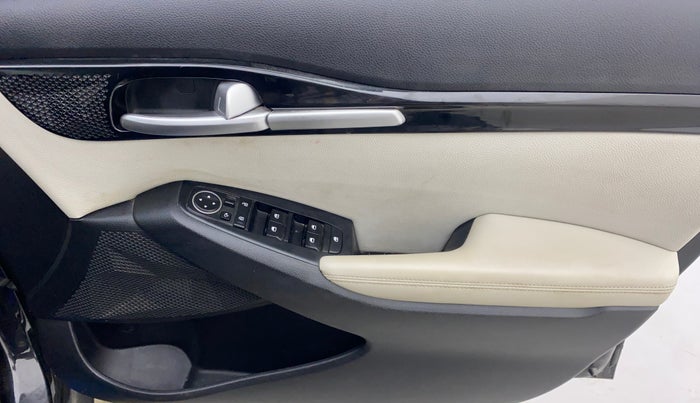 2021 KIA SELTOS HTX IVT 1.5 PETROL, Petrol, Automatic, 60,846 km, Driver Side Door Panels Control