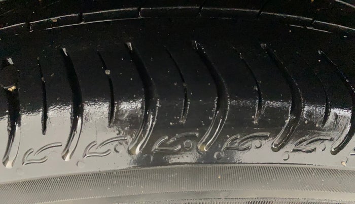 2018 Honda Amaze 1.2L I-VTEC V CVT, Petrol, Automatic, 34,841 km, Right Rear Tyre Tread