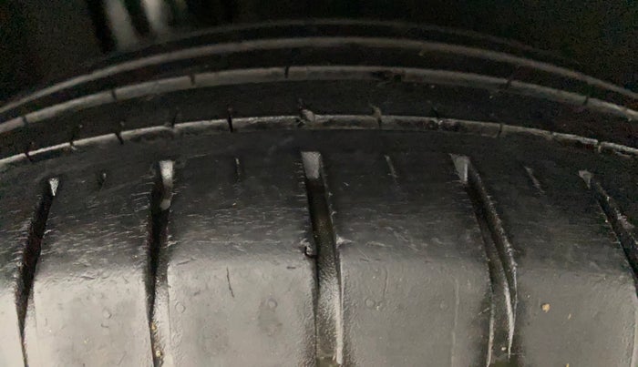 2020 Maruti Baleno ZETA CVT PETROL 1.2, Petrol, Automatic, 34,251 km, Right Rear Tyre Tread