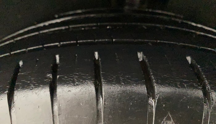 2020 Maruti Baleno ZETA CVT PETROL 1.2, Petrol, Automatic, 34,251 km, Left Rear Tyre Tread