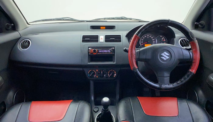 2010 Maruti Swift VXI, Petrol, Manual, 60,600 km, Dashboard