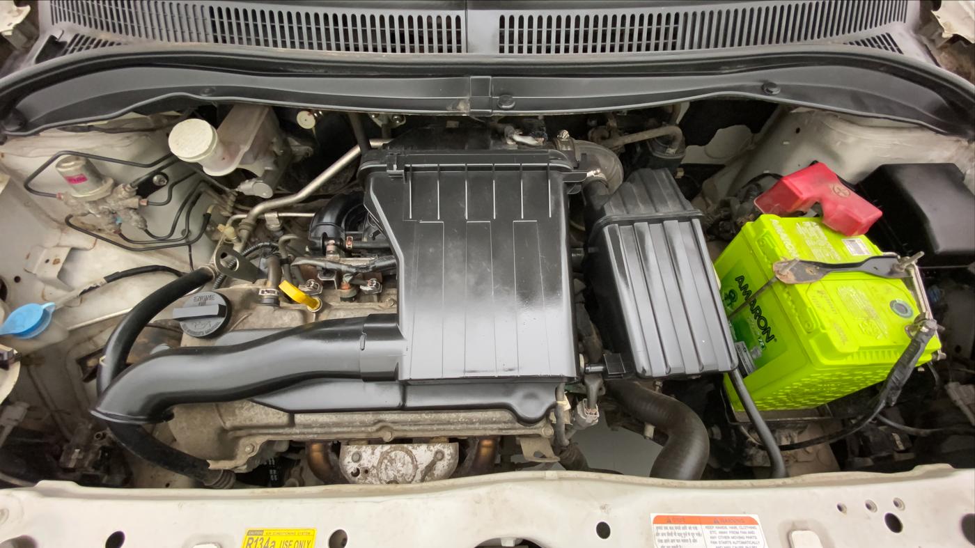 2010 Maruti Swift VXI, Petrol, Manual, 60,600 km, Open Bonet