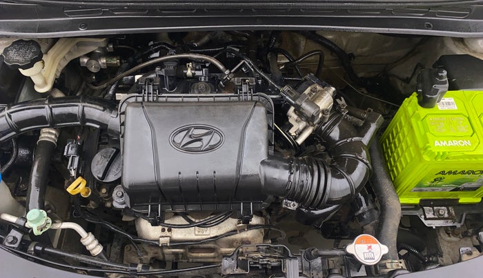 2016 Hyundai i10 SPORTZ 1.1, Petrol, Manual, 53,551 km, Engine View