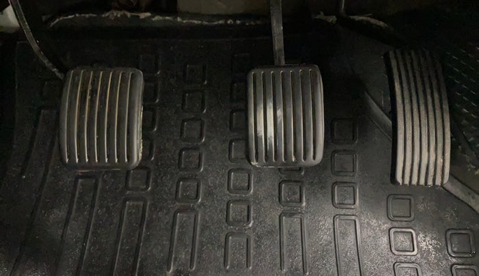 2016 Hyundai i10 SPORTZ 1.1, Petrol, Manual, 53,551 km, Pedals