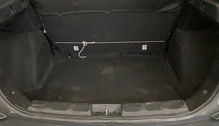 2020 Tata NEXON XE PETROL, Petrol, Manual, 37,436 km, Boot Inside