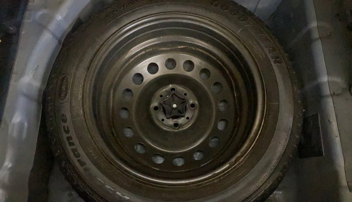 2020 Tata NEXON XE PETROL, Petrol, Manual, 37,436 km, Spare Tyre