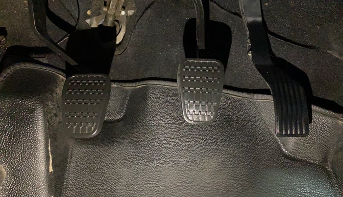 2020 Tata NEXON XE PETROL, Petrol, Manual, 37,436 km, Pedals