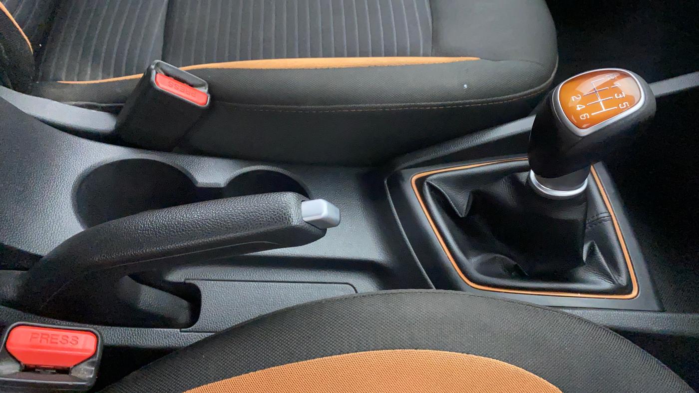 2015 Hyundai i20 Active 1.4 SX, Diesel, Manual, 81,878 km, Gear Lever