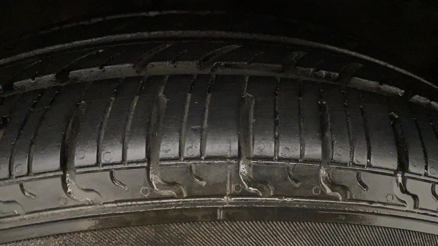 2016 Maruti Celerio VXI, Petrol, Manual, 56,155 km, Right Rear Tyre Tread