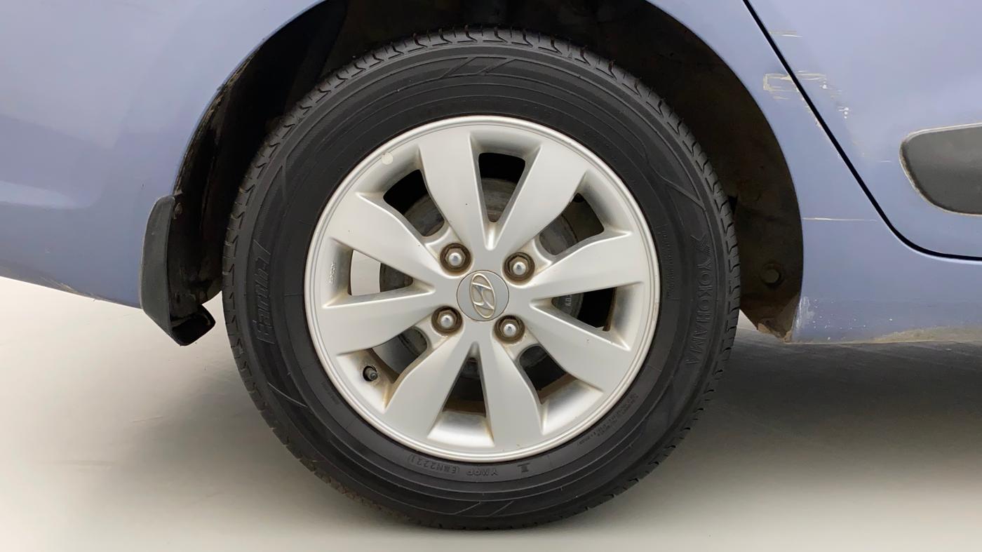 2015 Hyundai Xcent S (O) 1.2, Petrol, Manual, 88,423 km, Right Rear Wheel