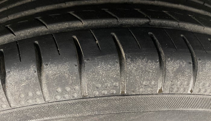 2017 Honda Jazz 1.2L I-VTEC SV, Petrol, Manual, 77,635 km, Left Rear Tyre Tread