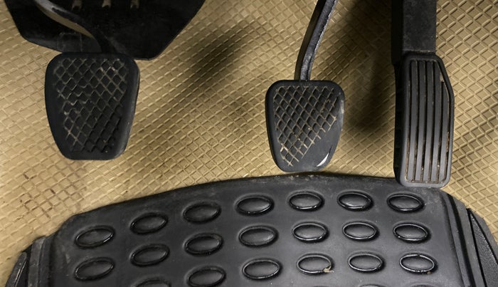 2017 Honda Jazz 1.2L I-VTEC SV, Petrol, Manual, 77,635 km, Pedals