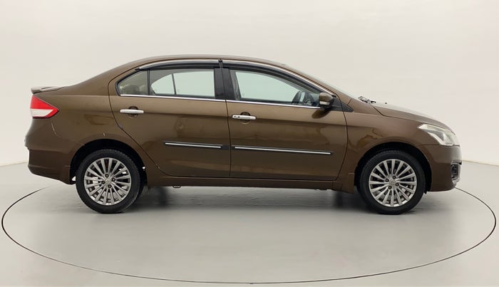 2016 Maruti Ciaz ZXI+ AT, Petrol, Automatic, 84,375 km, Right Side View