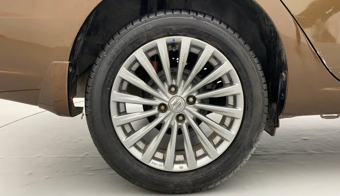 2016 Maruti Ciaz ZXI+ AT, Petrol, Automatic, 84,375 km, Right Rear Wheel