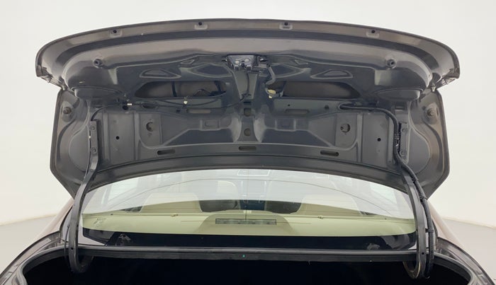 2016 Maruti Ciaz ZXI+ AT, Petrol, Automatic, 84,375 km, Boot Door Open