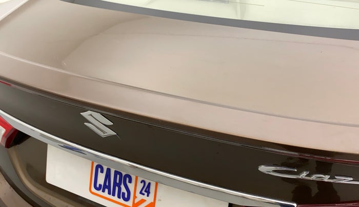 2016 Maruti Ciaz ZXI+ AT, Petrol, Automatic, 84,375 km, Dicky (Boot door) - Minor scratches