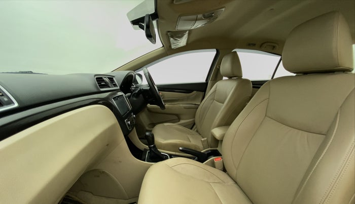 2016 Maruti Ciaz ZXI+ AT, Petrol, Automatic, 84,375 km, Right Side Front Door Cabin